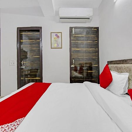 Hotel Green Olive New Delhi Eksteriør billede